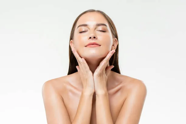 Moisturization — a treatment at Face and Body Institute in Kraków