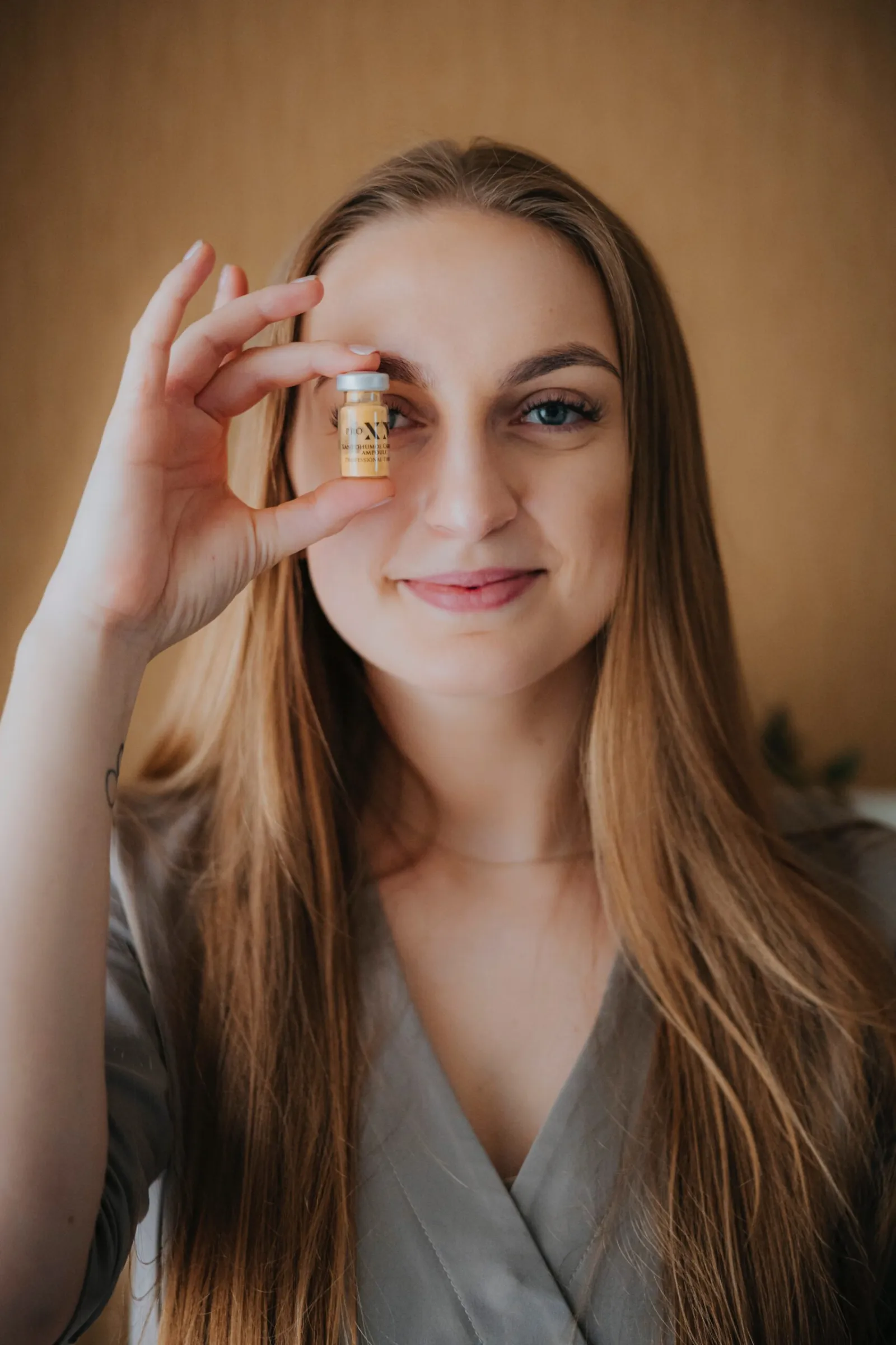 Ferulic Xpress Pro – fotoodmłodzenie/wygładzenie