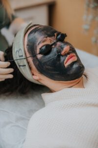 Laserowe oczyszczanie skóry - Face & Body Institute