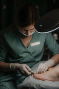 Przestawienie klamry Unibrace - Face & Body Institute